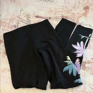 Victoria’s Secret PINK Leggings with Pastel Palm Tree Print